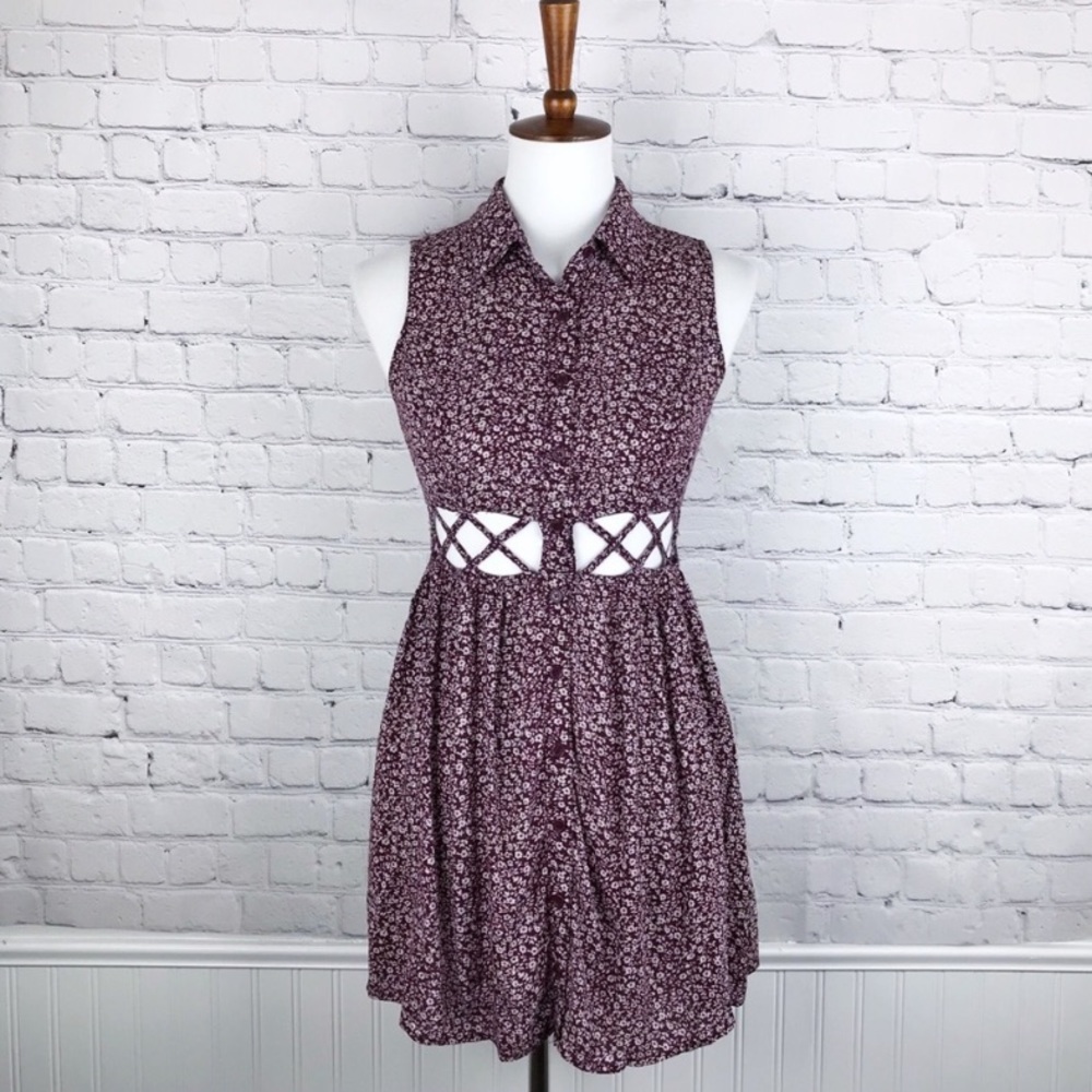 Forever 21 Sleeveless Button Up Dress